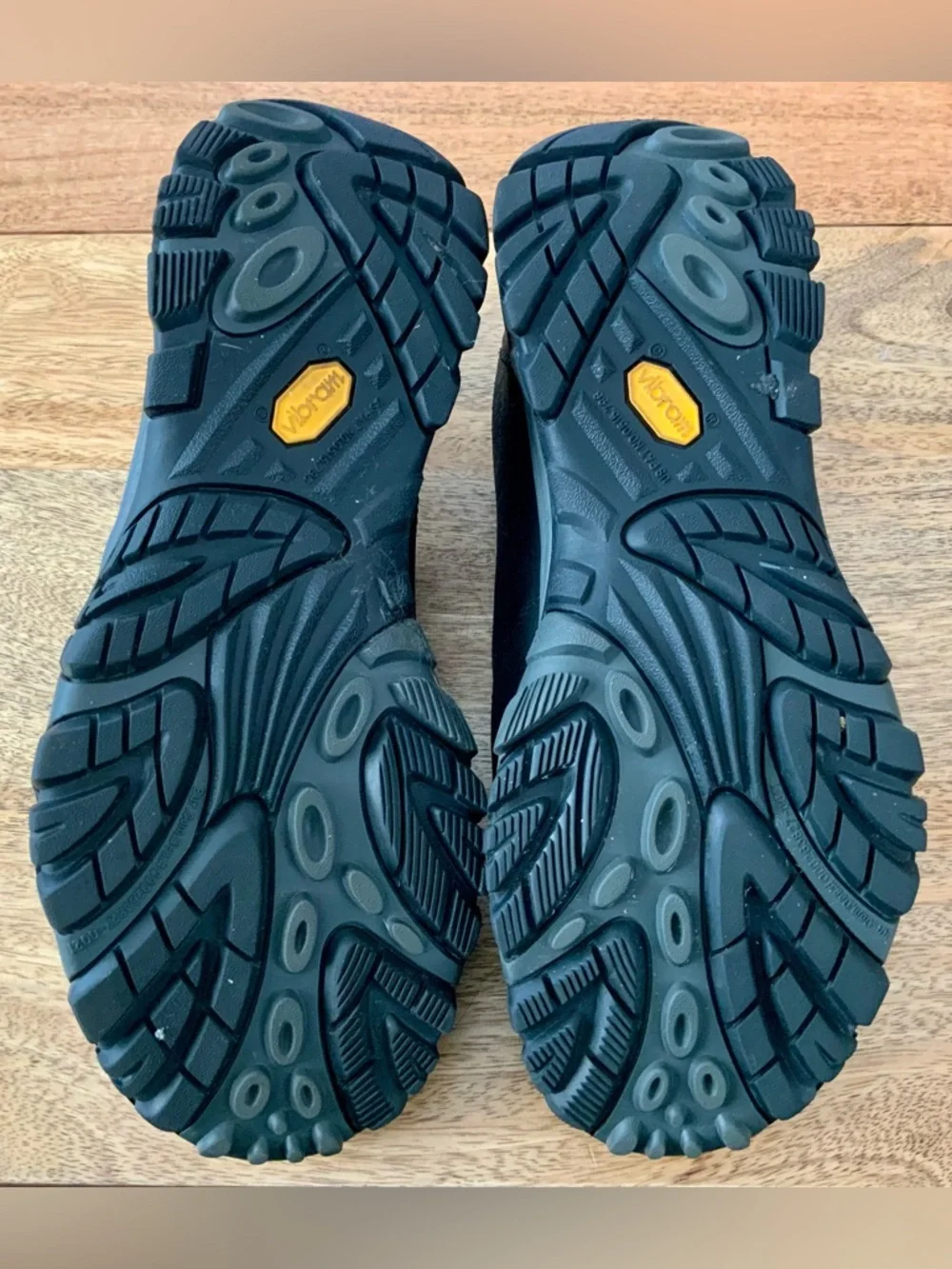 Merrell Men's Black Slip-On Outdoor Loafer - Picture 4 of 4